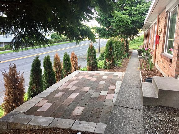 5th image of 3202 Pacific Ave