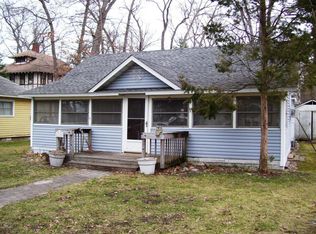 46108 Ely Ave, New Buffalo, MI 49117