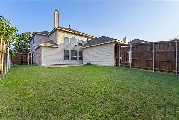 1435 Sleepy Hollow Dr — Photo 15