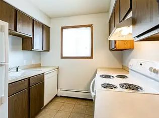 8620 Upper, Lakeville, MN 55044