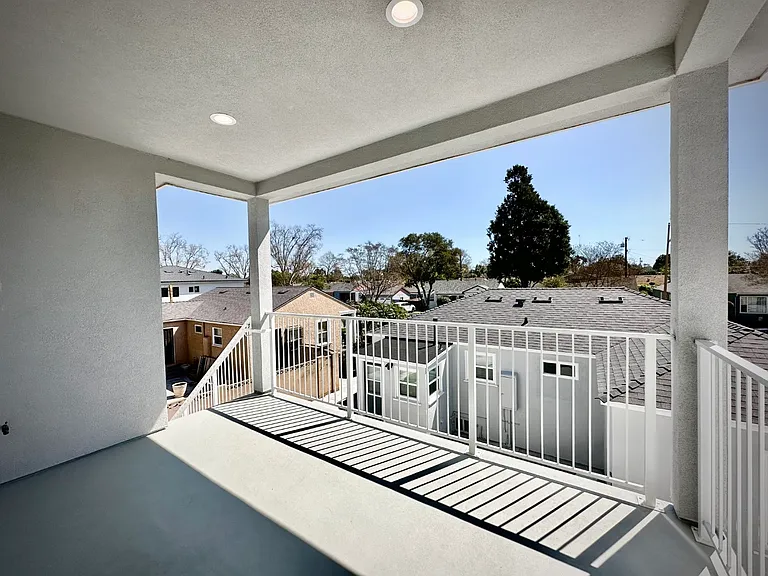 4405 Hungerford St — Photo 25