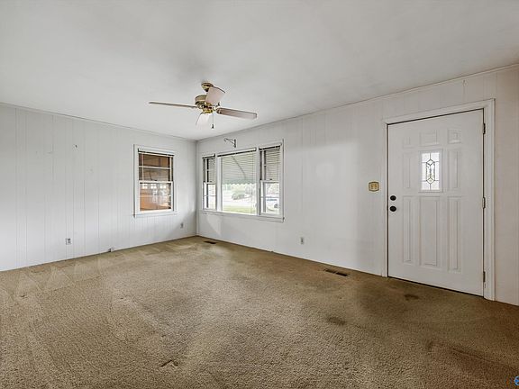 4th image of 1120 7th Ave SE