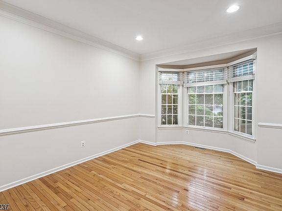 2nd image of 91 Patriot Hill Dr