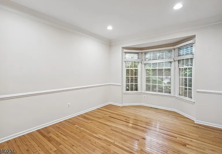 91 Patriot Hill Dr — Photo 2