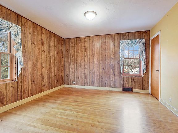 3rd image of 3113 Woodworth Pl