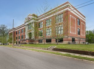 217 E Deaderick St #2H, Jackson, TN 38301