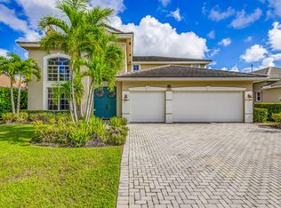 728 SW River Bend Cir, Stuart, FL 34997