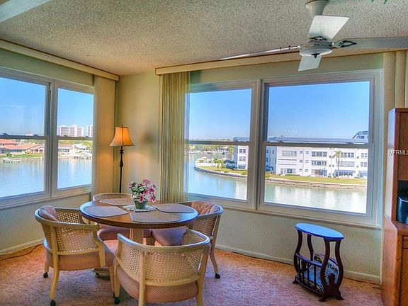 4th image of 6025 Shore Blvd S APT 401
