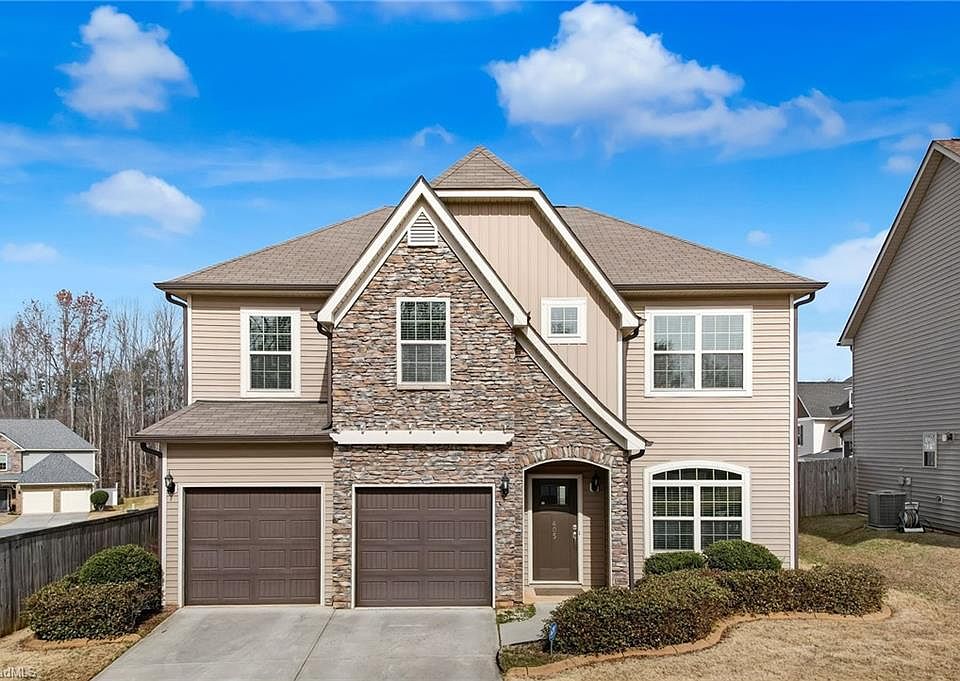 1st image of 405 Summerwalk Rd