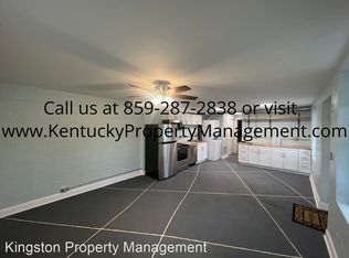 1917 Oxford Cir APT 6, Lexington, KY 40504