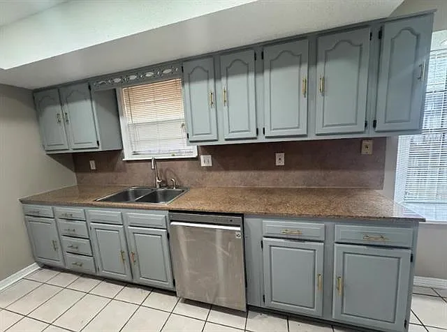 3224 Massachusetts Ave — Photo 3
