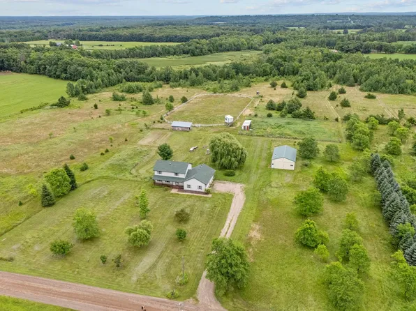 41161 Poor Farm Rd, North Branch, MN 55056