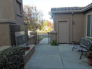 3rd image of 3913 Tahoe St