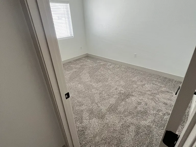 296 First Base Ln — Photo 3