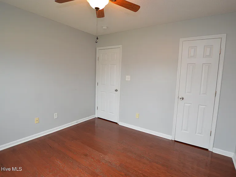 107 Esquire Dr — Photo 20