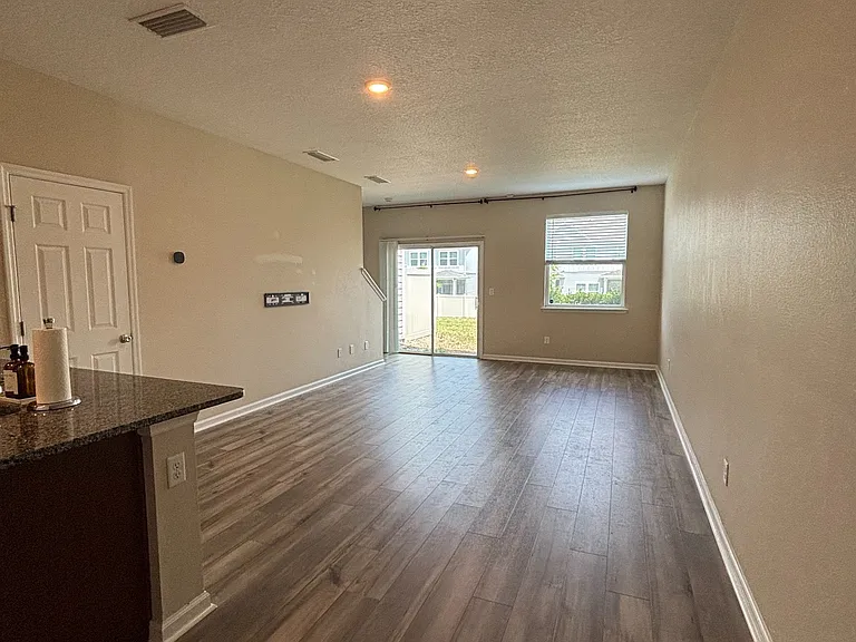 9787 Fiddleback Ln — Photo 6