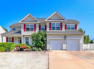 27 Gaskill Dr, Little Egg Harbor, NJ 08087