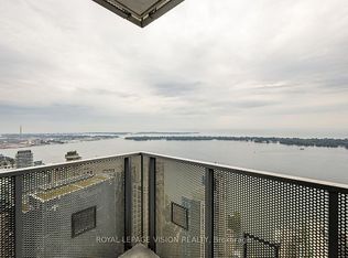 10 York St #6105, Toronto, ON M5J0E1
