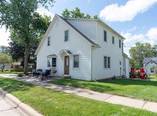 405 Mill St, Hillsboro, WI 54634