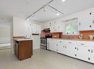 57 Ledgelawn Ave, Lexington, MA 02420