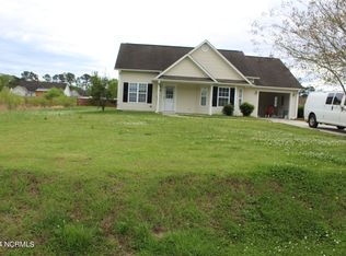 144 Henry Giddeons Dr, Teachey, NC 28464