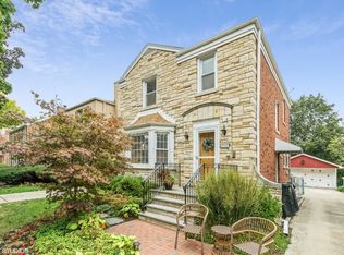 9933 S Oakley Ave, Chicago, IL 60643