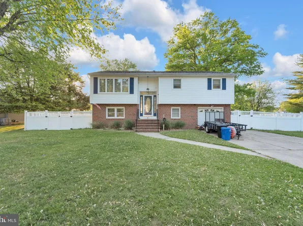 91 2nd St, Pennsville, NJ 08070