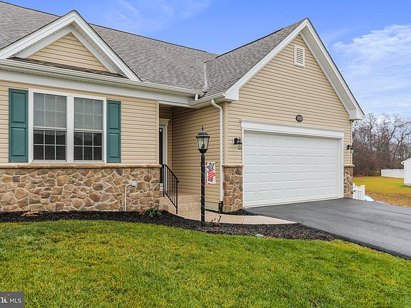 2nd image of 13912 Patriot Way
