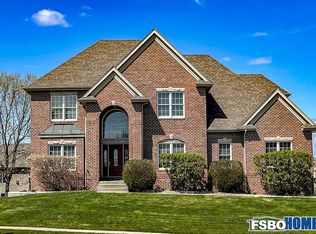 718 NE 40th Ct, Ankeny, IA 50021