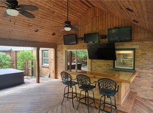818 Greenmount Blvd, Dayton, OH 45419