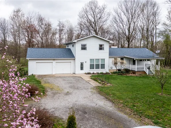 965 Pulaski Mercer Rd, New Wilmington, PA 16142