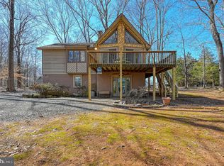 87 Bear Castle Dr, Bumpass, VA 23024