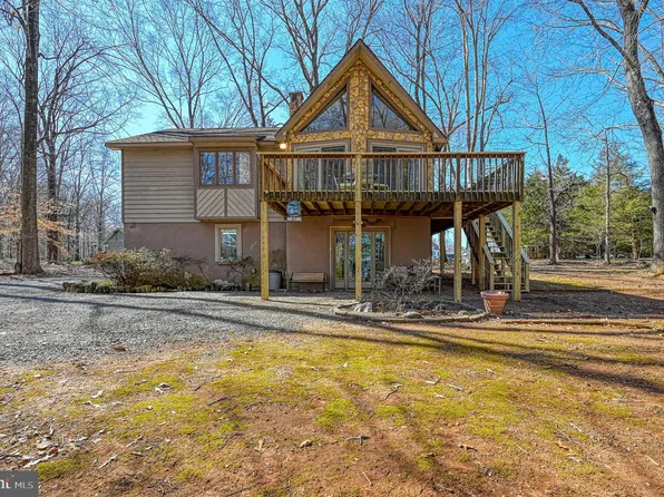 87 Bear Castle Dr, Bumpass, VA 23024