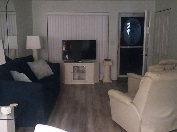2nd image of 2105 SE Edler Dr #2105