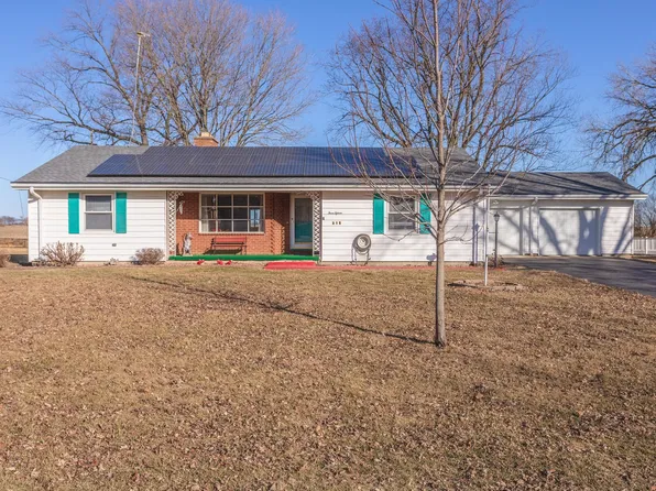 315 S Maple St, Piper City, IL 60959