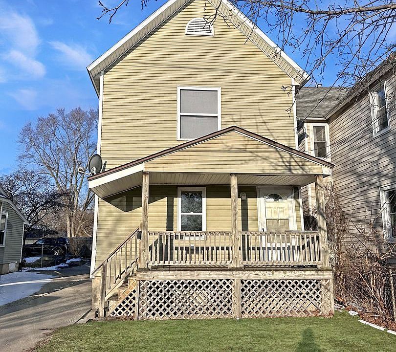 1st image of 309 Seward Ave NW #1