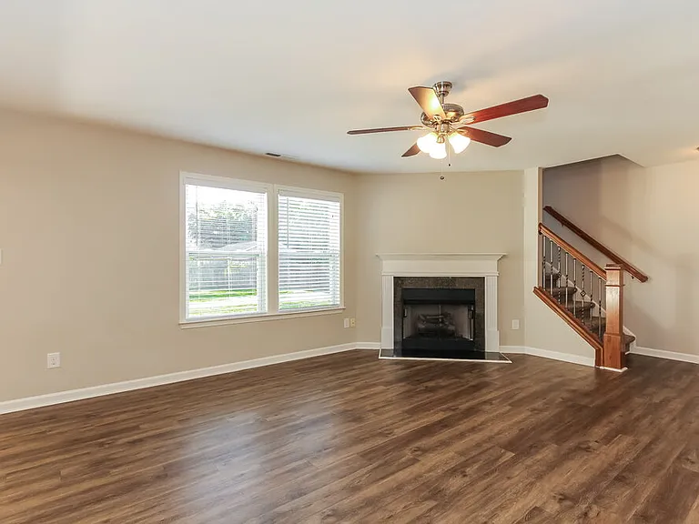 11028 Belmont Run Ln — Photo 4