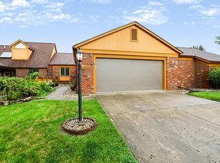 1922 Saint James Pl, Anderson, IN 46012