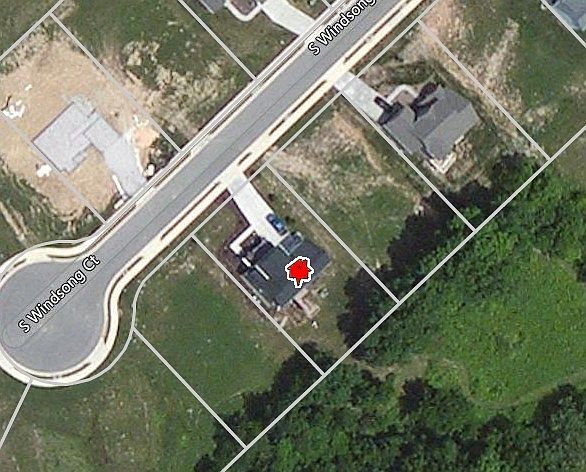 2nd image of 34 S Windsong Ct