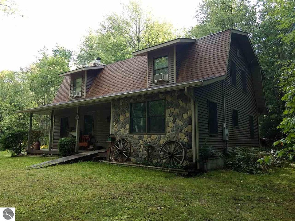1st image of 5622 N Hammel Beach Rd