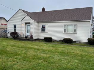 1203 E Bristol Rd APT 5, Burton, MI 48529