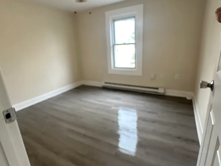 704 1/2 Porter Ave #A — Photo 3
