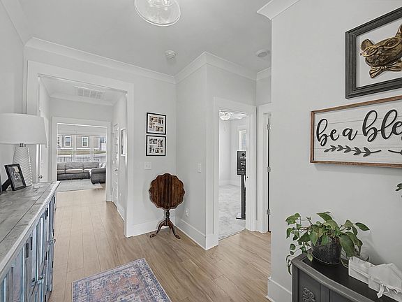 5th image of 8661 Lawson Dr