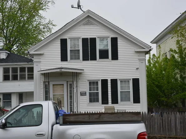 233 Grove St, Woonsocket, RI 02895