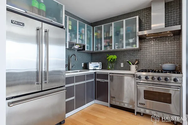 Rented by Brown Harris Stevens | media 15