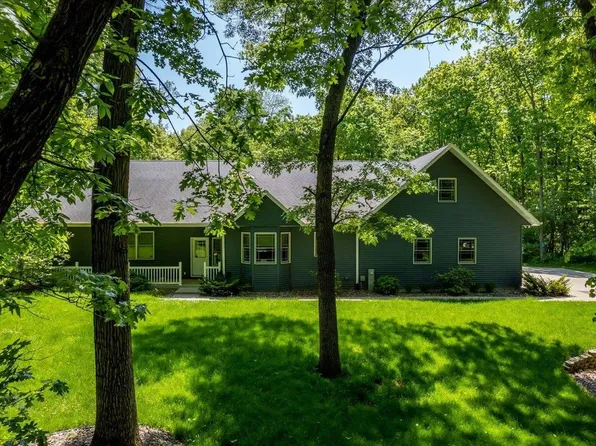 13609 West Forest Ridge TRAIL, Evansville, WI 53536