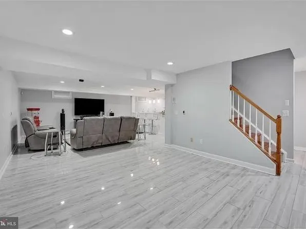 16025 Hayes Ln, Woodbridge, VA 22191