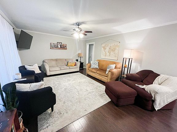 Great living room size!