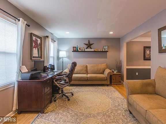 2nd image of 5015 Lynwood Dr