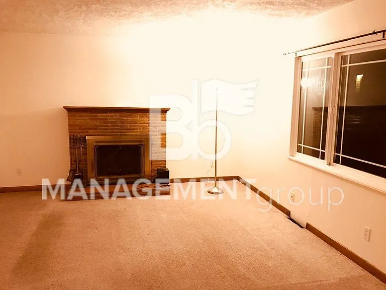5442 NE 38th Ave — Photo 5